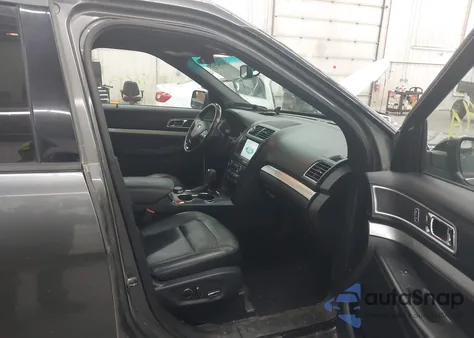 2016 Ford Explorer Xlt z USA, uszkodzony, nr VIN 1FM5K8D80GGC83737